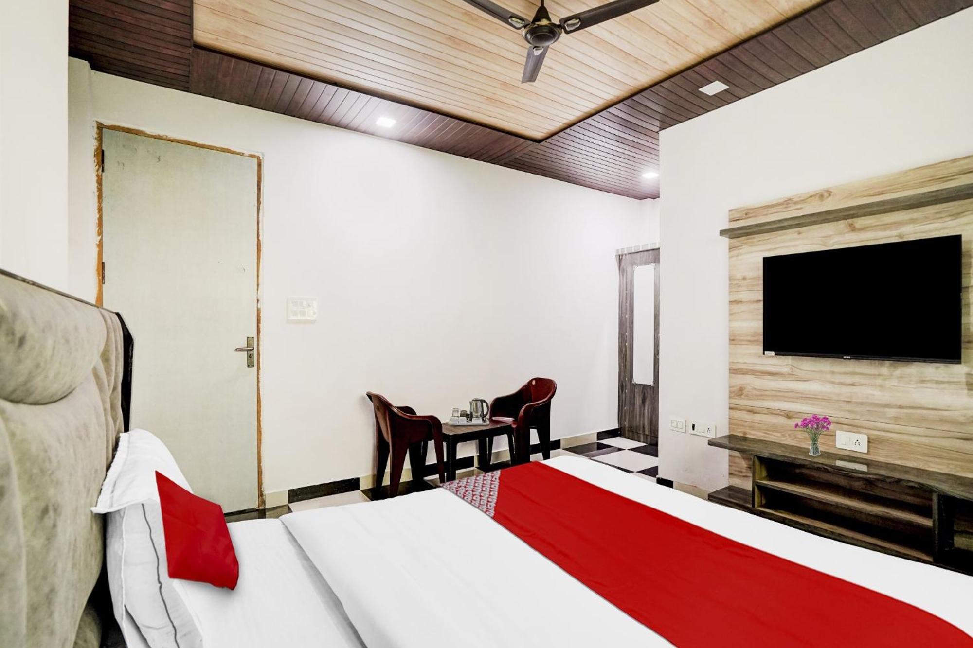 Collection O Love Garden Hotel Ghaziabad Eksteriør billede
