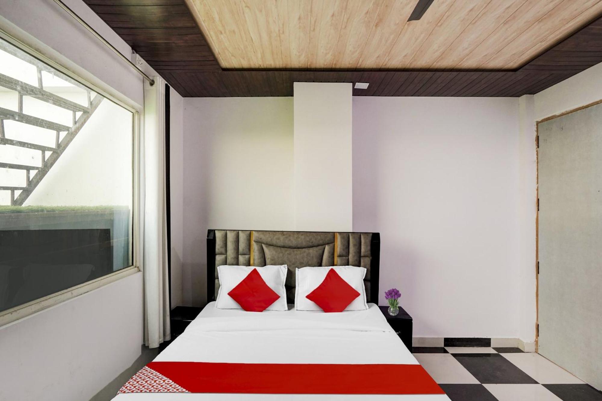 Collection O Love Garden Hotel Ghaziabad Eksteriør billede